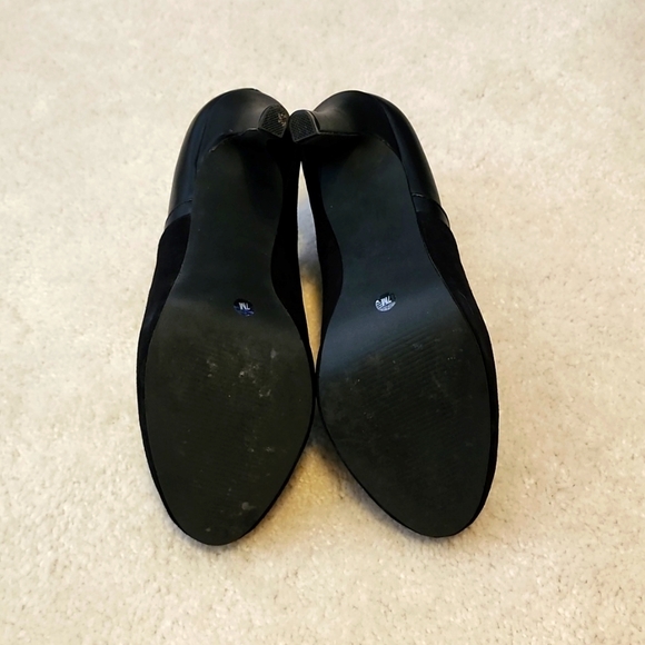 NWOT Alfani Heels, Black Velour, Size 7 - Picture 3 of 7
